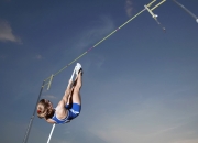 开云官方app入口-F1街道赛之夜，恩佐冠军级表现，铸就不可复制的传奇