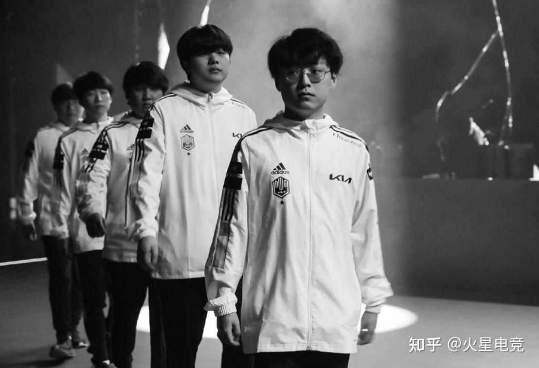 EDG血洗IG，ShowMaker制霸全场