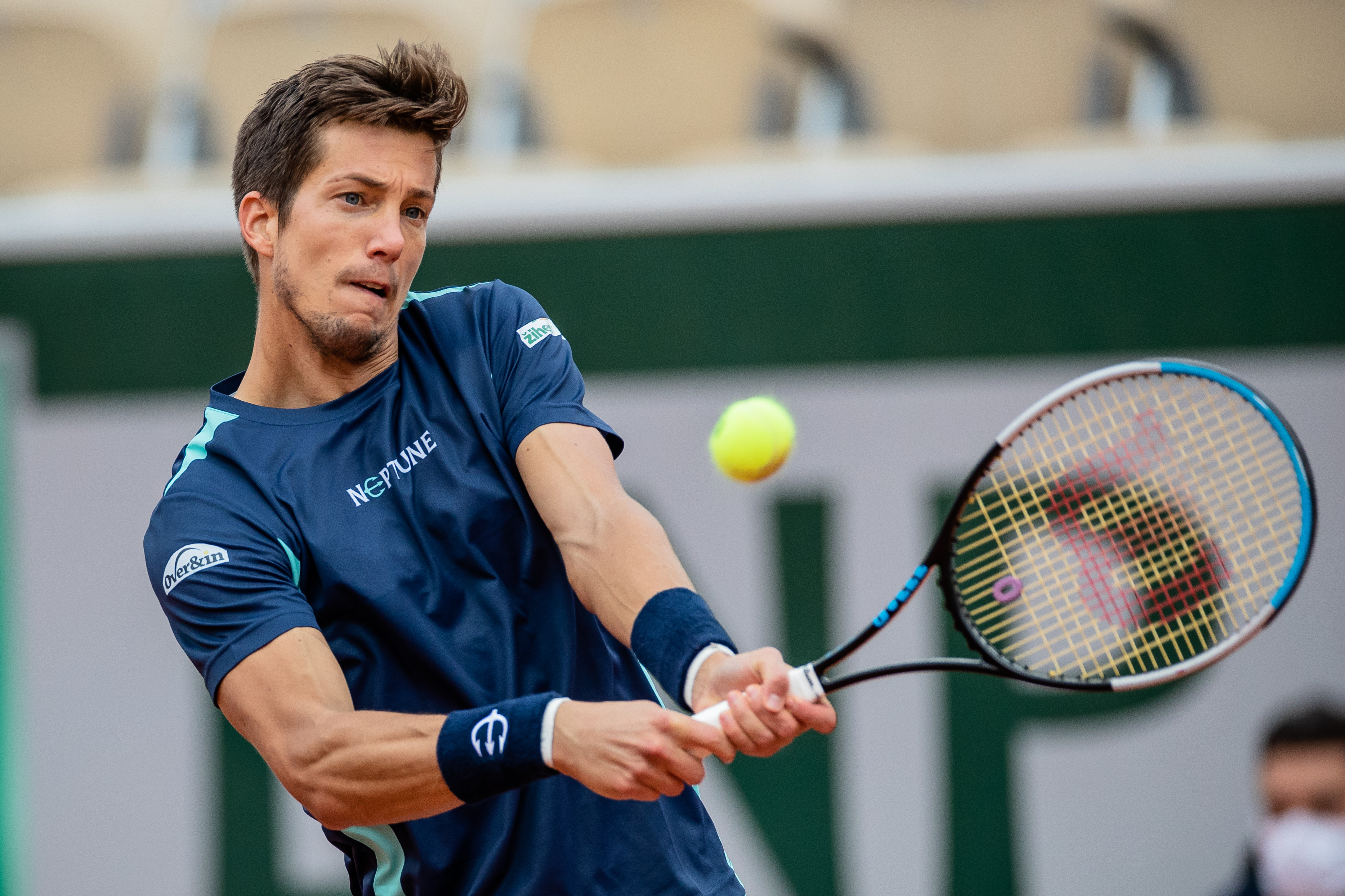 美国网球队轻取英国网球队,西西帕斯关键制胜的简单介绍 美国网球队轻取英国网球队,西西帕斯关键制胜的简单介绍