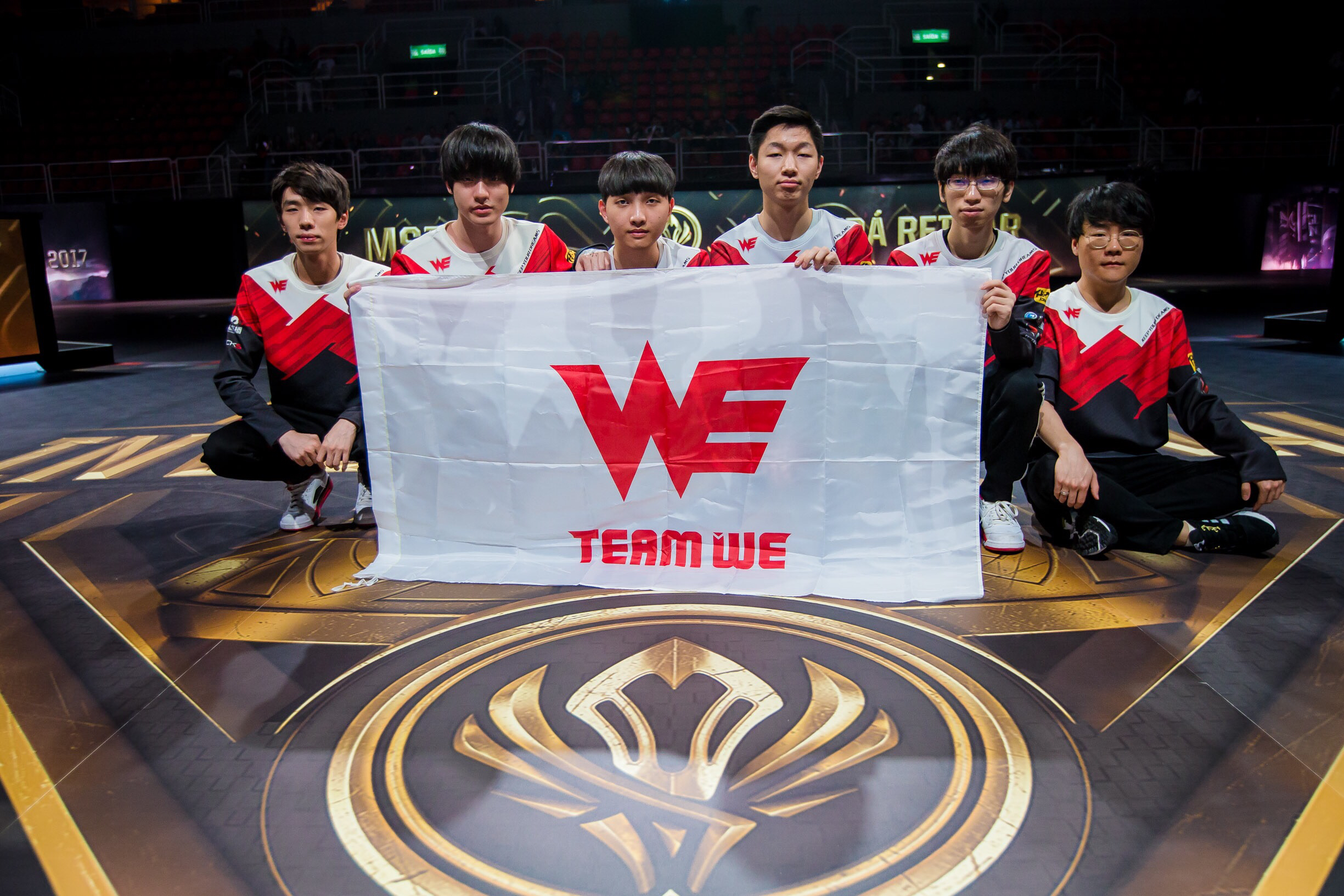 TeamWE横扫FNC，Zeus惊艳世界