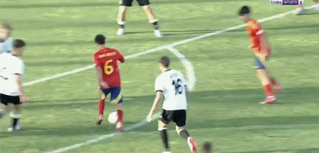 勇士B队横扫西班牙男篮,乔治·希尔完成帽子戏法 勇士B队横扫西班牙男篮,乔治·希尔完成帽子戏法