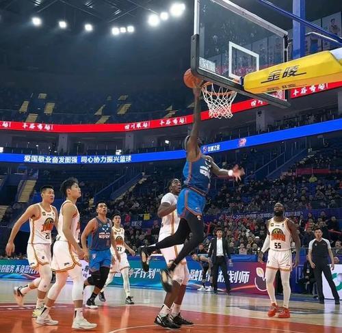 重庆男篮在比赛中展现出色发挥,战胜对手的简单介绍 重庆男篮在比赛中展现出色发挥,战胜对手的简单介绍