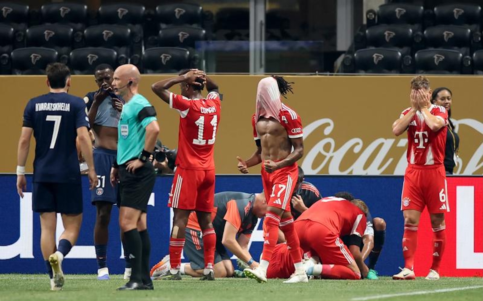 拜仁慕尼黑中场大将受伤，或将缺席多场比赛的简单介绍